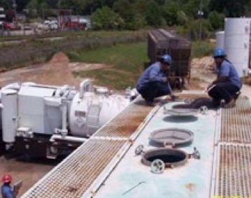 Ammonium Nitrate Transfer from Damaged Railcar to Facility Elevator Cartersville GA